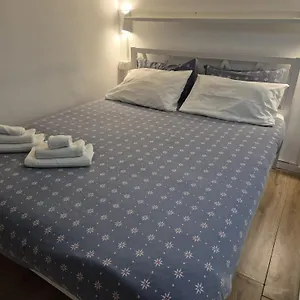 οίκος εω Apartamento Catania
